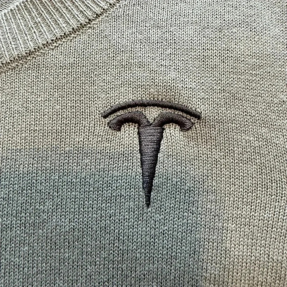 Women’s Tesla 3/4 Sleeve Sweater - Picture 1 of 8